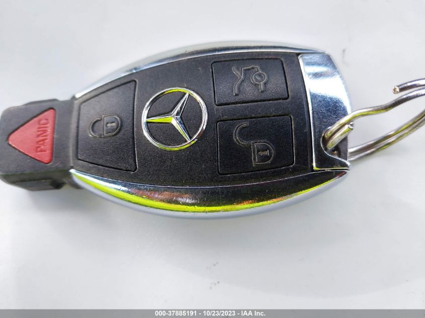 2015 MERCEDES-BENZ S 550 WDDUG8CB9FA072235