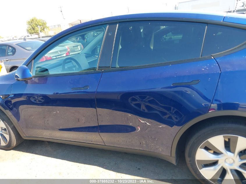 2022 TESLA MODEL Y - 7SAYGAEE8NF553550