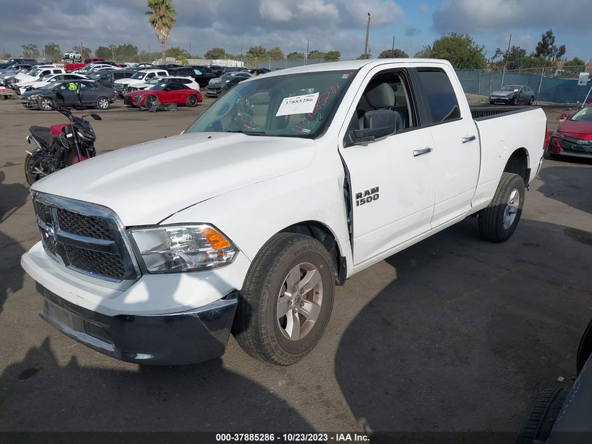VIN 1C6RR6GG9JS317632 2018 RAM 1500 SLT