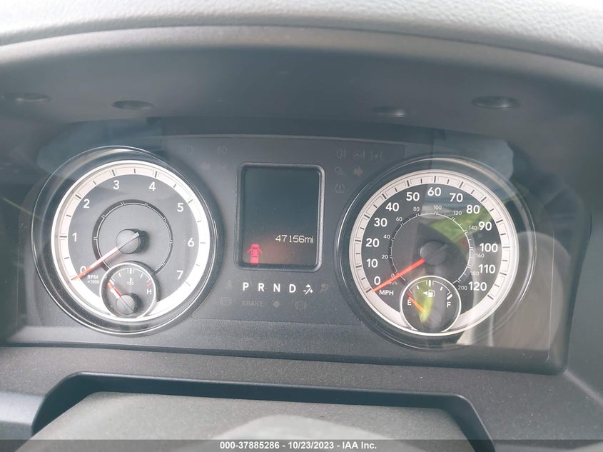 VIN 1C6RR6GG9JS317632 2018 RAM 1500 SLT