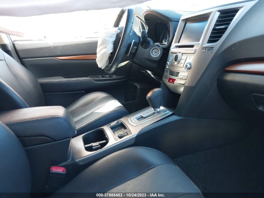 2014 SUBARU OUTBACK 2.5I LIMITED - 4S4BRBMC1E3285923