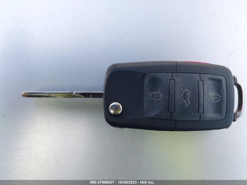 2013 VOLKSWAGEN JETTA SEDAN SE W/CONVENIENCE 3VWDX7AJ3DM351711