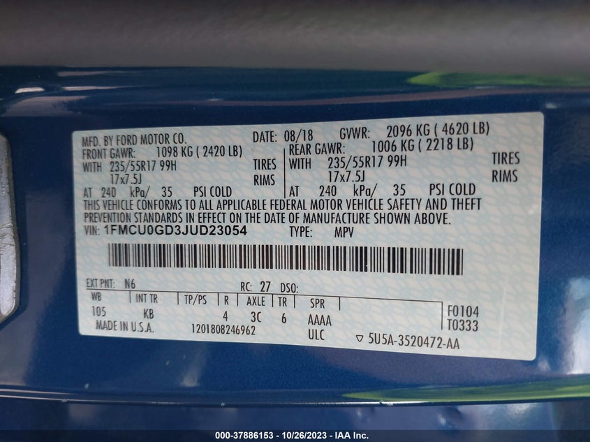 VIN 1FMCU0GD3JUD23054 2018 FORD ESCAPE SE