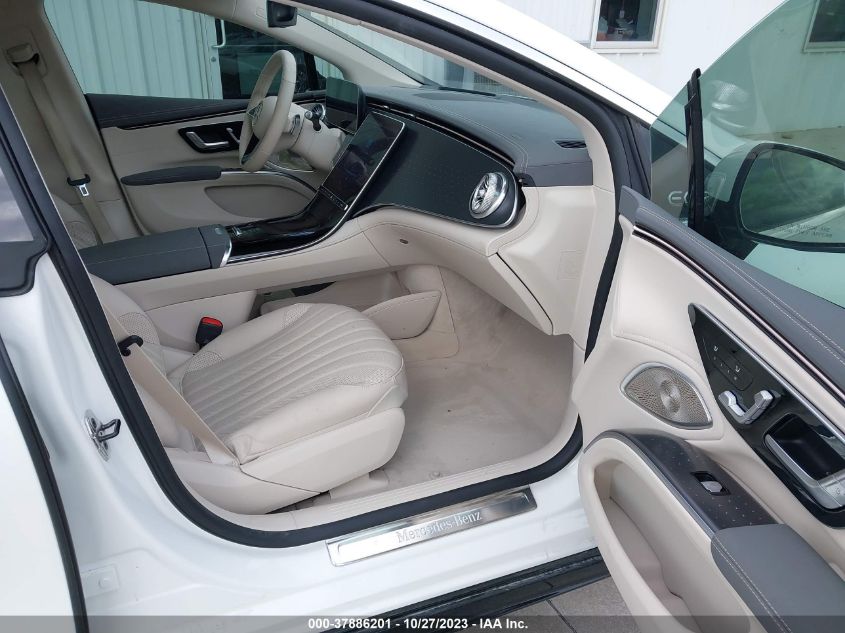 2022 MERCEDES-BENZ EQS 450 - W1KCG2DB4NA017925