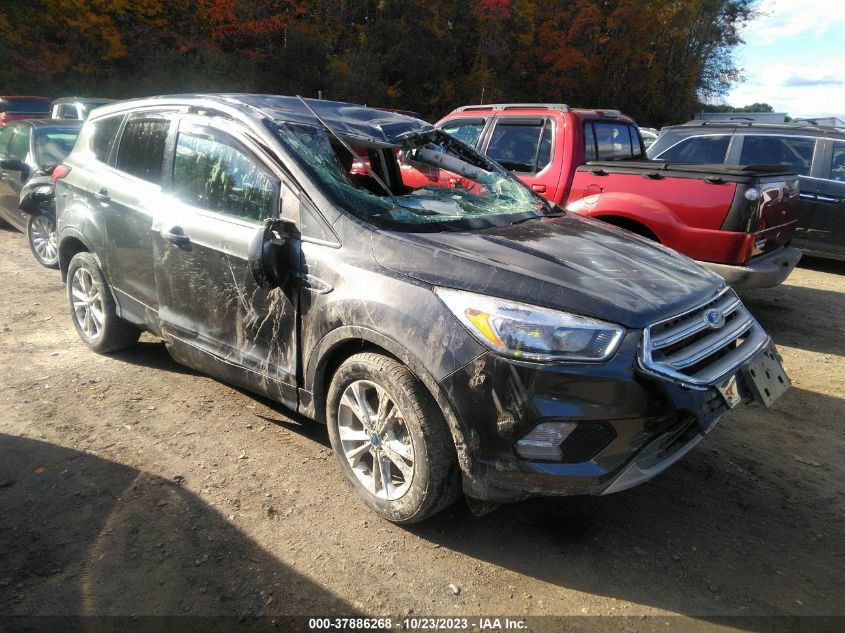 2019 FORD ESCAPE SE - 1FMCU9GD9KUA85474