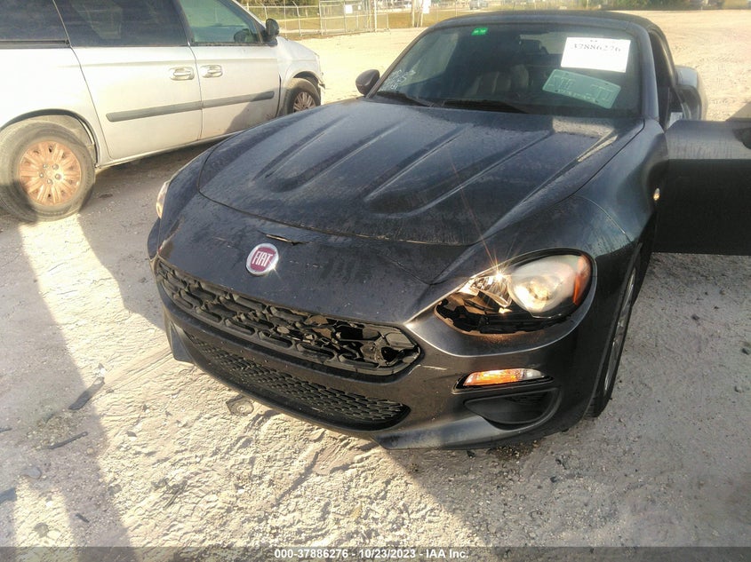 VIN JC1NFAEK2H0122596 2017 FIAT 124 SPIDER CLASSICA