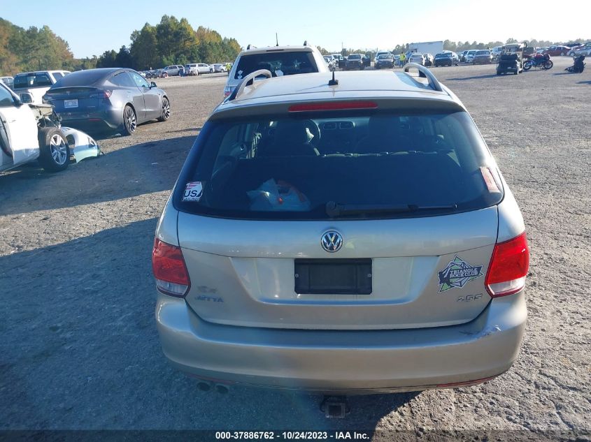 2013 VOLKSWAGEN JETTA SPORTWAGEN S - 3VWPP7AJ3DM646689