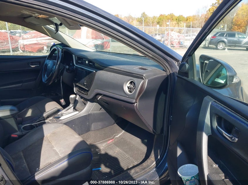 VIN 2T1BURHEXJC065608 2018 TOYOTA COROLLA L/LE/XLE/SE/XSE