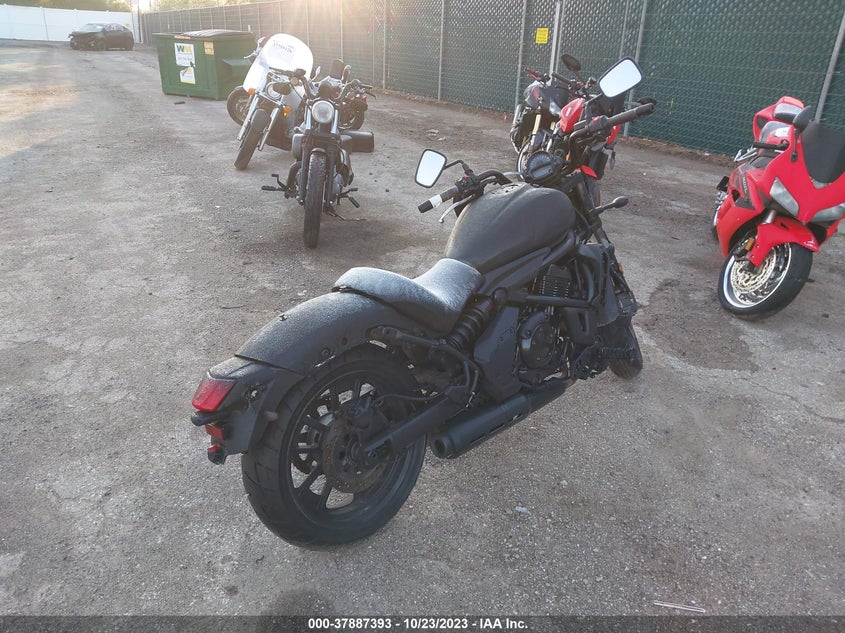 VIN JKAENEC14KDA02139 2019 KAWASAKI EN650 C
