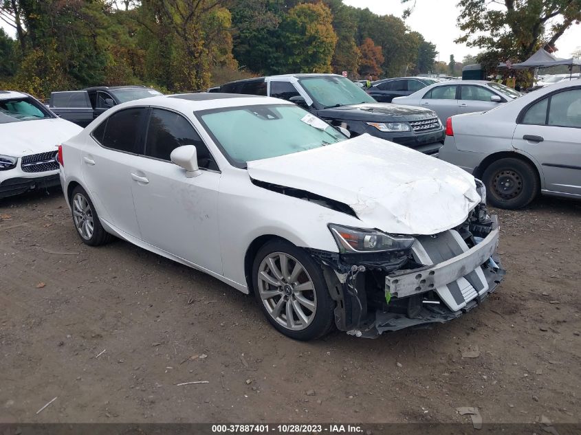 JTHC81D2XJ5028141 LEXUS IS IS 300 2018