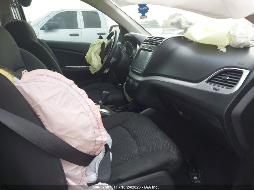 2019 DODGE JOURNEY SE - 3C4PDCBDOKT862904
