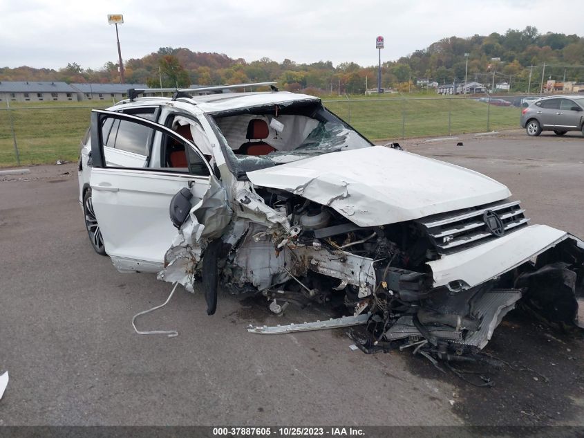 2020 VOLKSWAGEN TIGUAN SEL PREMIUM R-LINE - 3VV4B7AX6LM029196