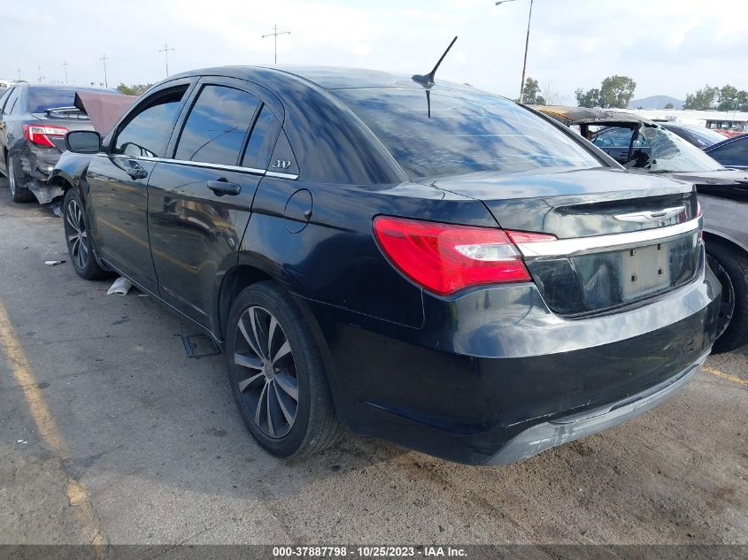 2013 CHRYSLER 200 TOURING - 1C3CCBBB2DN579648