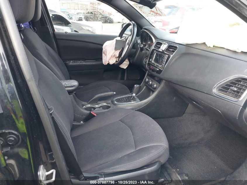 2013 CHRYSLER 200 TOURING - 1C3CCBBB2DN579648