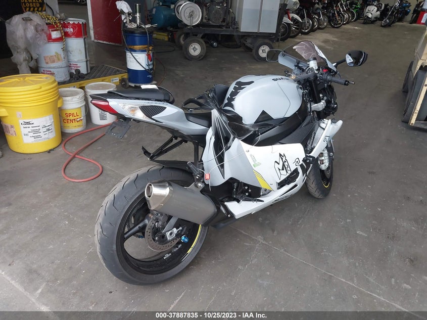 VIN JS1GN7FA6N7101044 2022 SUZUKI GSX-R600