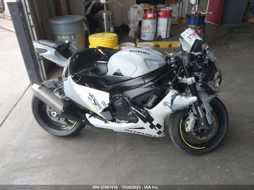 VIN JS1GN7FA6N7101044 2022 SUZUKI GSX-R600