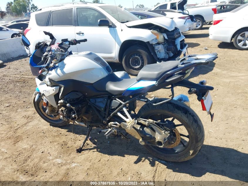 2016 BMW R1200 RS - WB10A1503GZ378568