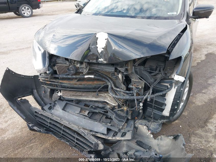 VIN KNMAT2MV0HP559760 2017 NISSAN ROGUE S/SV