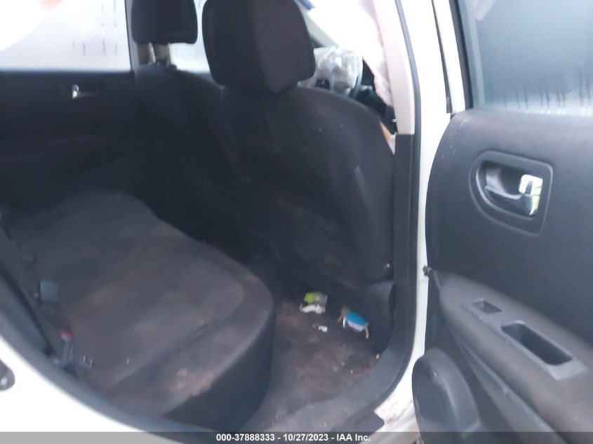 2014 NISSAN ROGUE SELECT S - JN8AS5MT6EW607898