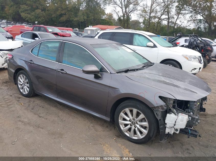 2018 TOYOTA CAMRY L/LE/XLE/SE/XSE - 4T1B11HK3JU102061