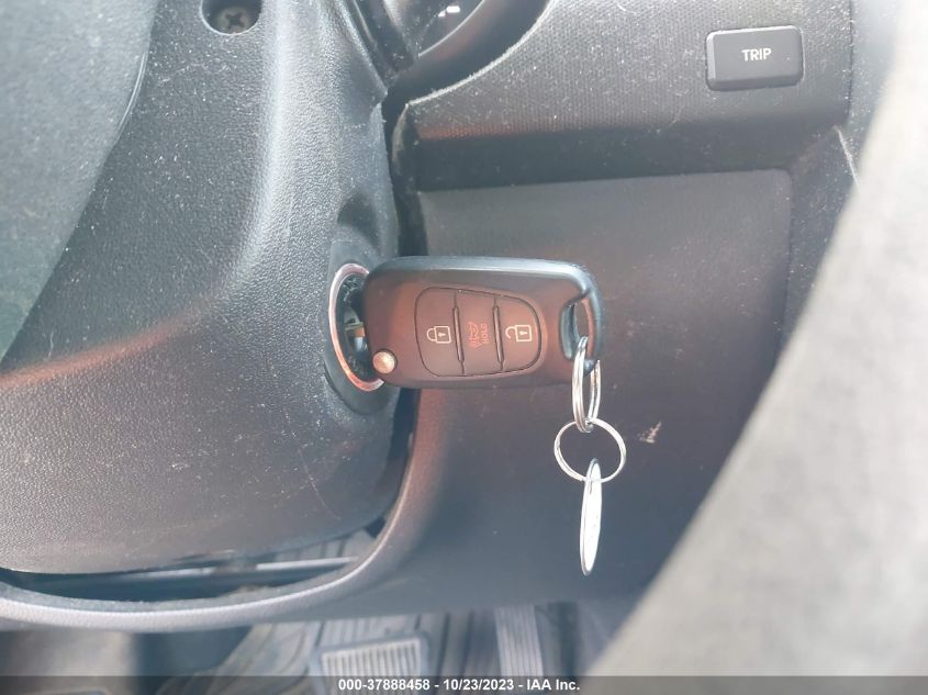 2013 KIA SOUL BASE - KNDJT2A51D7506287