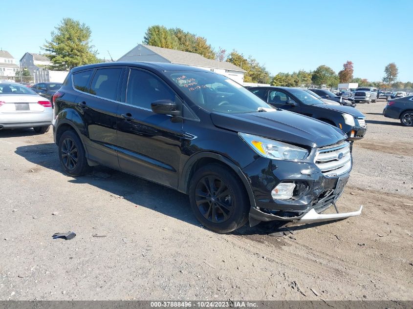 2019 FORD ESCAPE SE - 1FMCU9GD0KUB29264