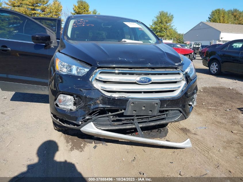 2019 FORD ESCAPE SE - 1FMCU9GD0KUB29264