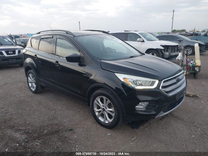 2017 FORD ESCAPE SE - 1FMCU0GD4HUC78037