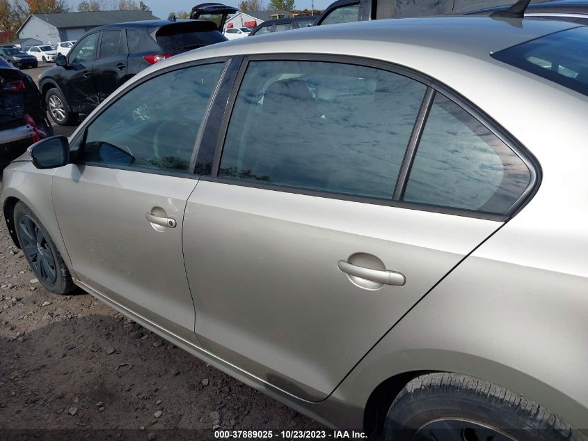 2014 VOLKSWAGEN JETTA SEDAN SE - 3VWD17AJ7EM243000