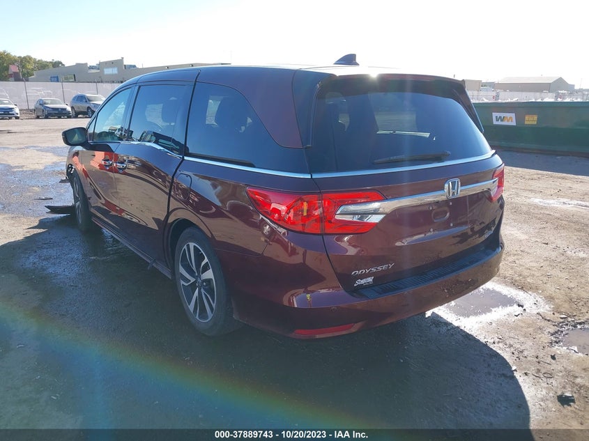VIN 5FNRL6H91JB067438 2018 HONDA ODYSSEY ELITE