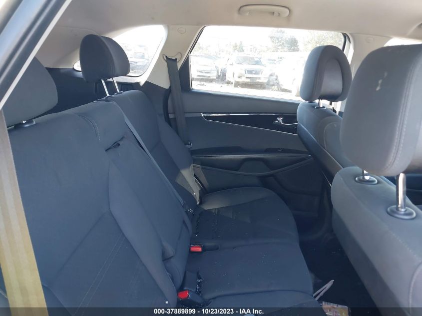 2016 KIA SORENTO LX - 5XYPG4A32GG093960