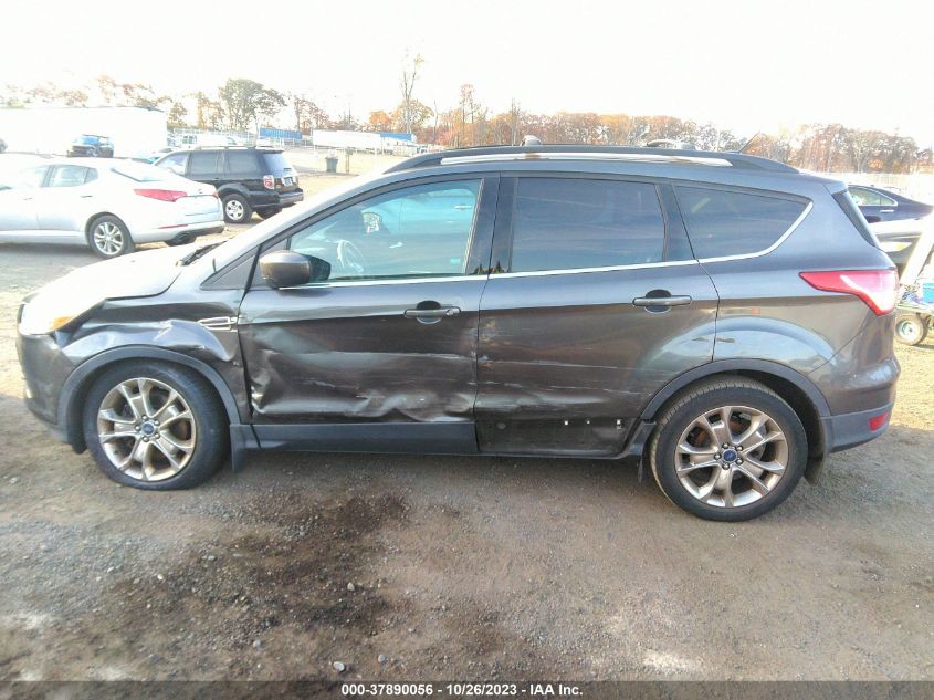 2016 FORD ESCAPE SE - 1FMCU9G9XGUA25240