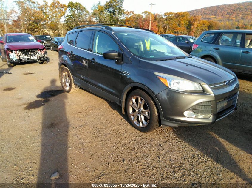 2016 FORD ESCAPE SE - 1FMCU9G9XGUA25240