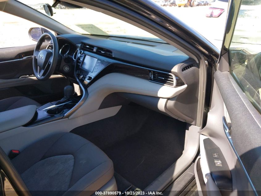 2019 TOYOTA CAMRY LE/SE/XLE/L - 4T1B11HK0KU850171