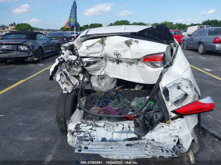 2020 TOYOTA COROLLA LE - JTDEPRAE7LJ037576
