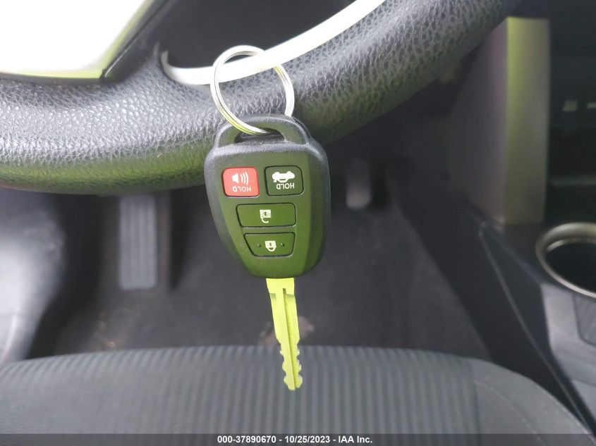 2015 TOYOTA RAV4 XLE - JTMWFREV8FD055136