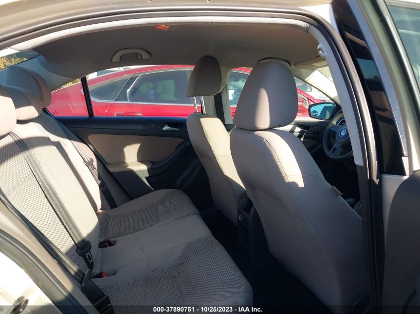 2014 VOLKSWAGEN JETTA 2.0L S - 3VW2K7AJ0EM209825