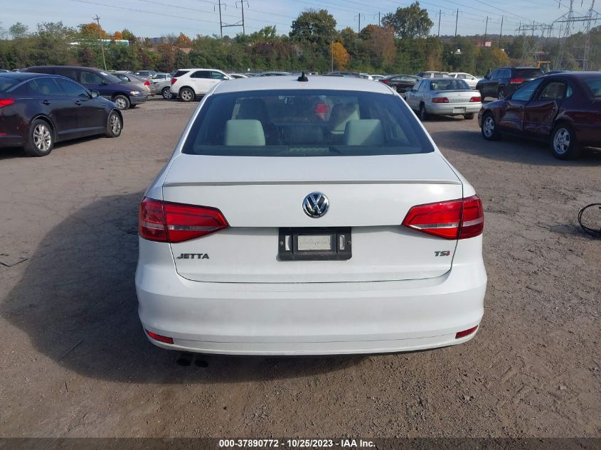 2015 VOLKSWAGEN JETTA SEDAN 1.8T SPORT 3VWD17AJ9FM324890