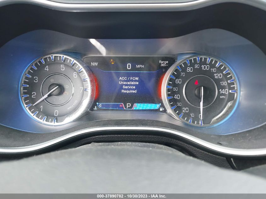 2015 CHRYSLER 200 C - 1C3CCCEG5FN523767