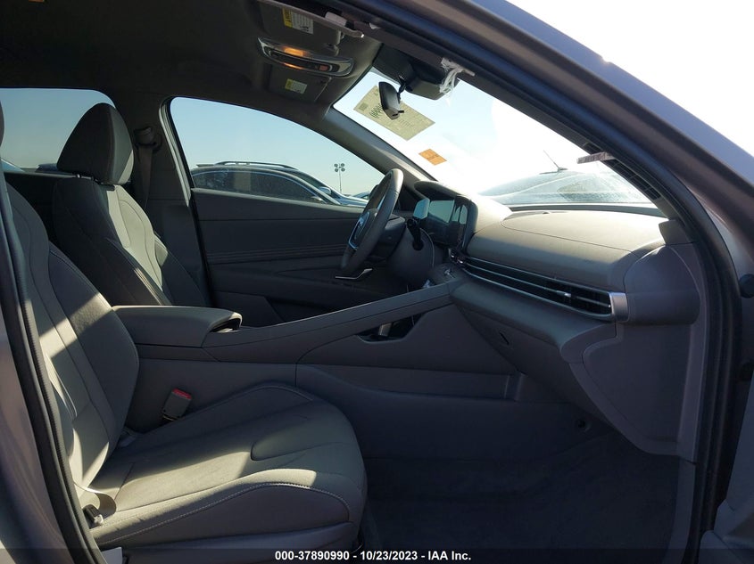 VIN KMHLS4AG0PU601384 2023 HYUNDAI ELANTRA SEL