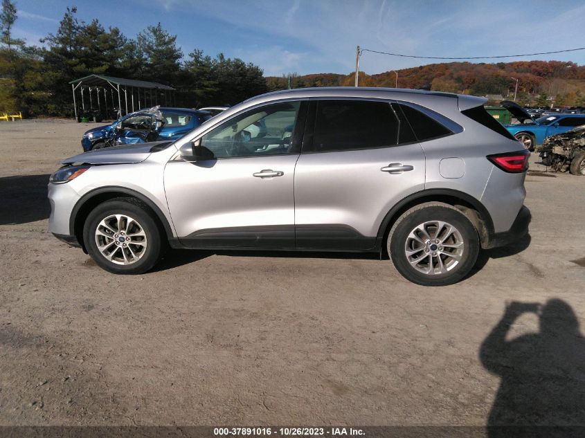 2020 FORD ESCAPE SE - 1FMCU9G61LUC75434