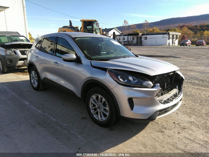 2020 FORD ESCAPE SE - 1FMCU9G61LUC75434