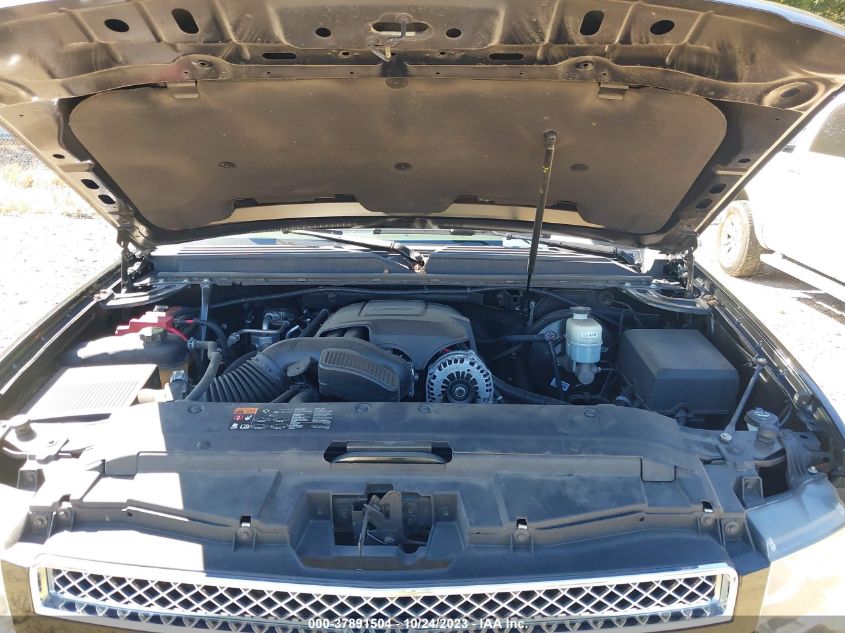 2014 CHEVROLET SUBURBAN LT - 1GNSCJE07ER180621