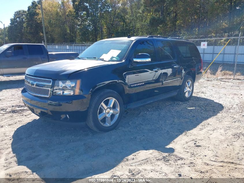 2014 CHEVROLET SUBURBAN LT - 1GNSCJE07ER180621