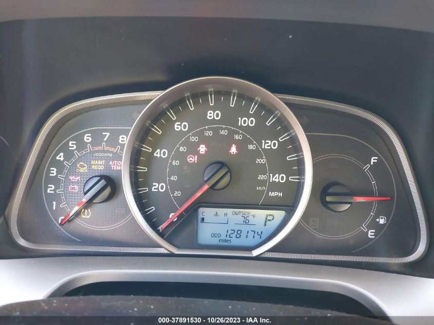 2015 TOYOTA RAV4 XLE - JTMRFREV3FD128605