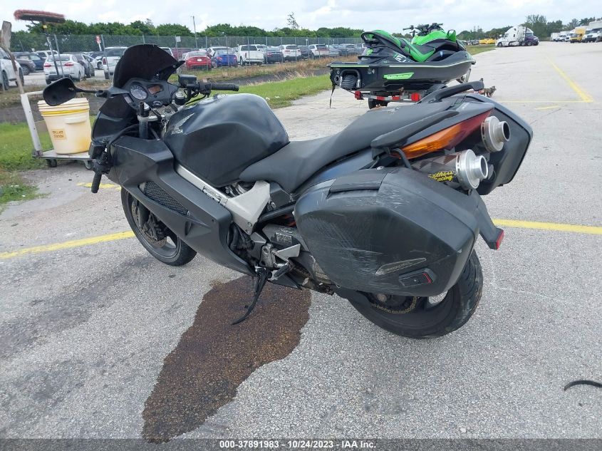 2004 HONDA VFR800 JH2RC46174M600039