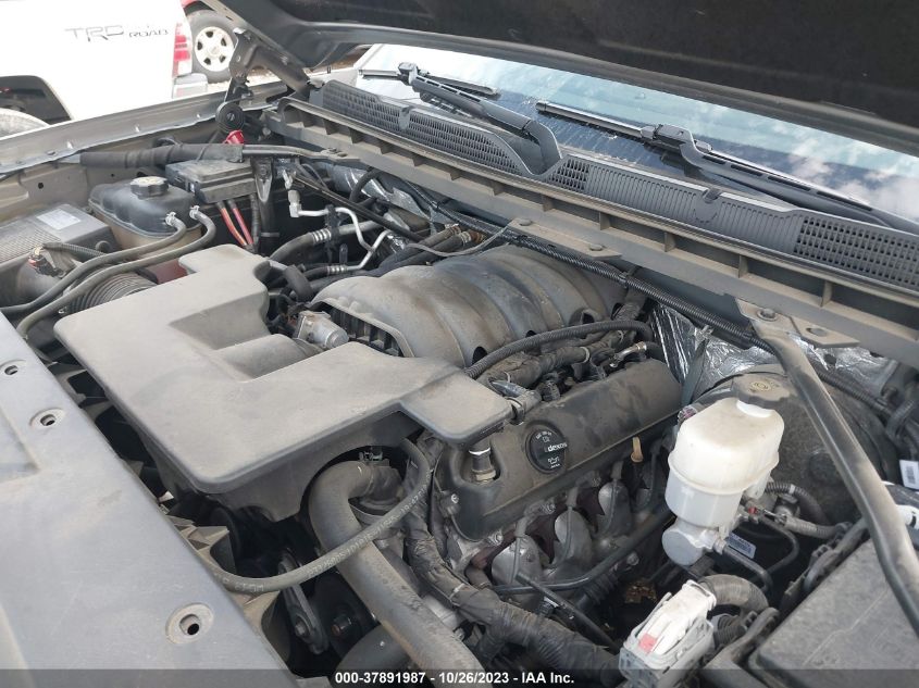 2017 CHEVROLET SILVERADO 1500 LT - 3GCUKREC8HG234753