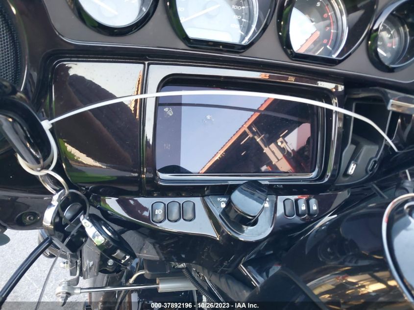 2021 HARLEY-DAVIDSON FLHTCUTGSE 1HD1TBH18MB956484