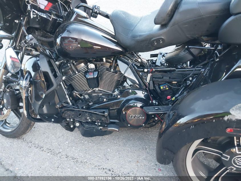 2021 HARLEY-DAVIDSON FLHTCUTGSE 1HD1TBH18MB956484