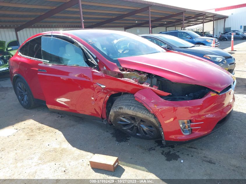 2018 TESLA MODEL X 75D/100D/P100D - 5YJXCDE23JF139646